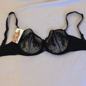 Pari Pari black soft bra 30H